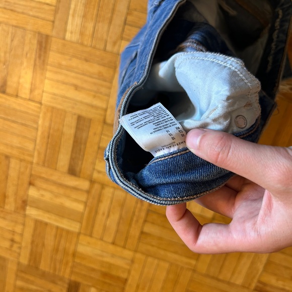 American Eagle Outfitters Blue Denim Shorts - Picture 2 of 3